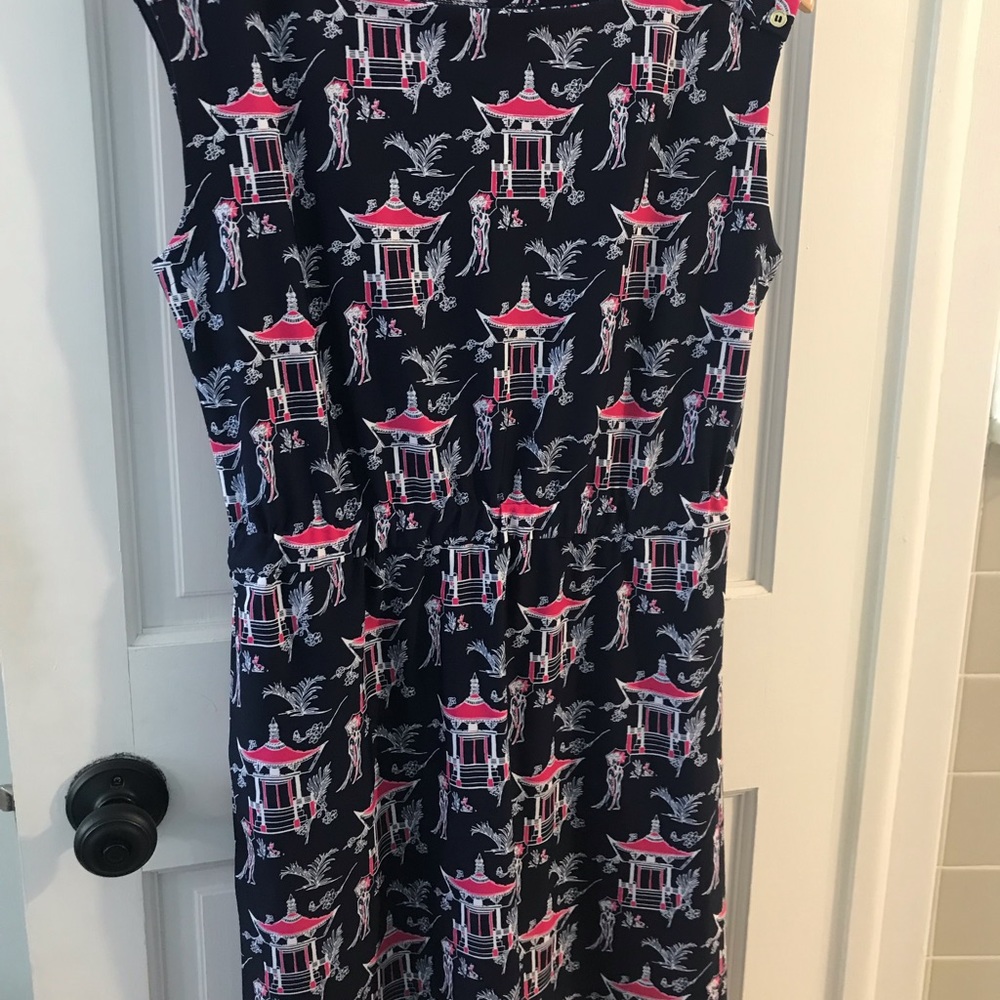 NWT Jude Connally Darbie Pagoda Print Dress Size M